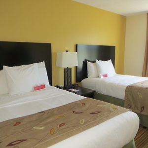 Queen Room Two Queen Beds Mobility Access or Non-Smoking